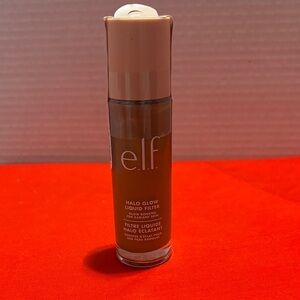 NEW ELF Halo Glow Liquid Filter - Medium/Tan
